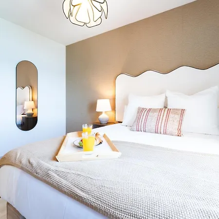 Amazing Rey De Espana Views * フエンヒロラ