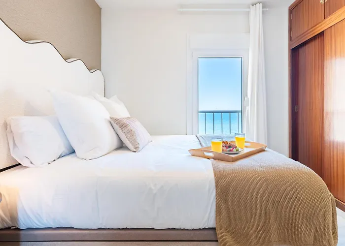 Amazing Rey De Espana Views